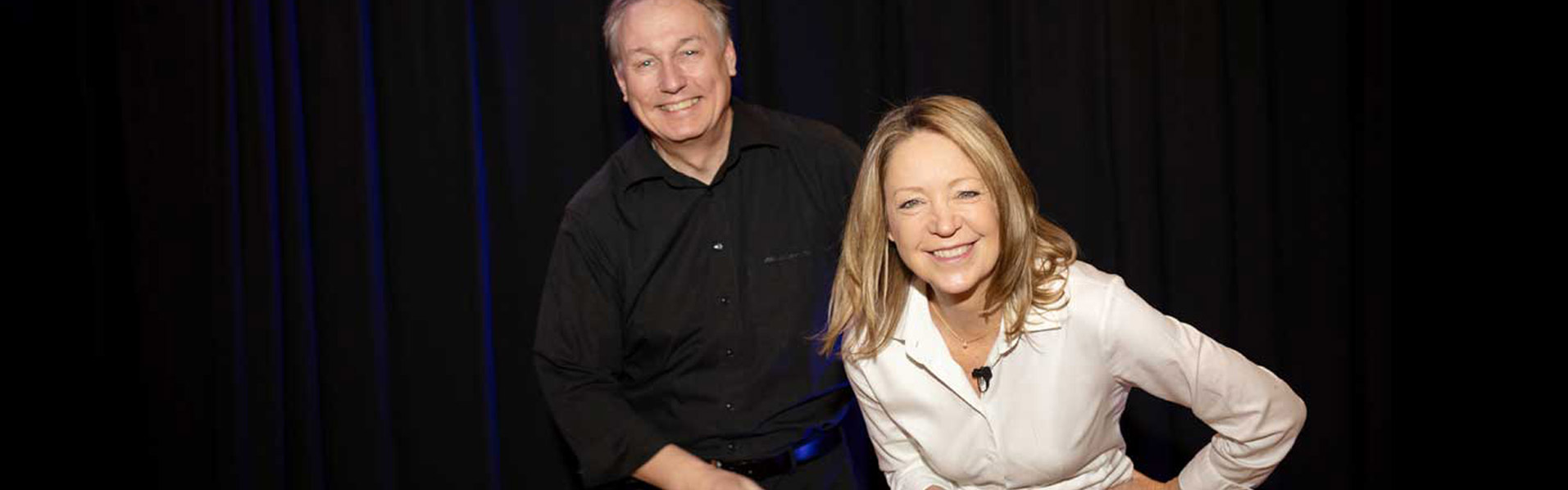 Showkünstler auf der Bühne