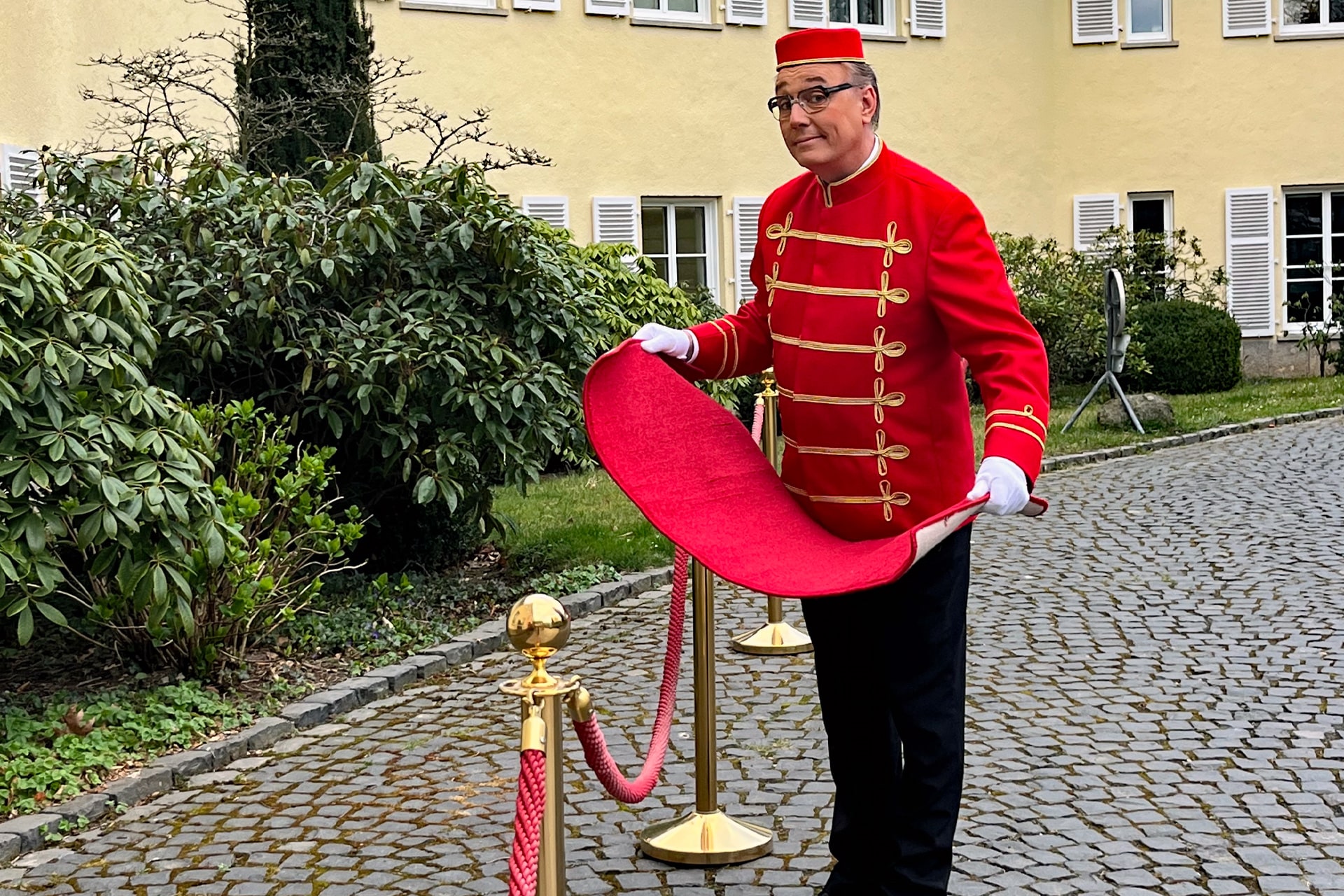 Stelzenläufer Page Firmenfeier